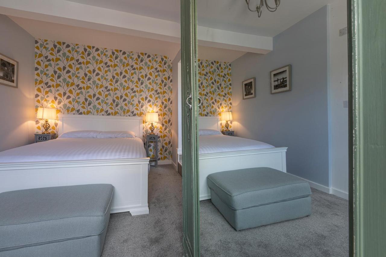 The Sleep-Inn Hare B&B Херн Бей Екстериор снимка